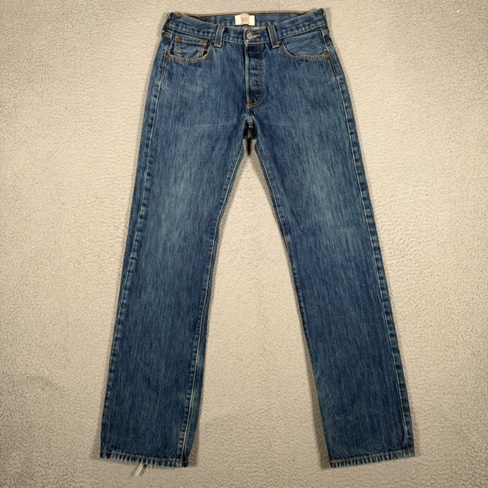 Levis Jeans Mens 30x32 Blue 501 Straight Fit Denim Button Fly Preppy Workwear